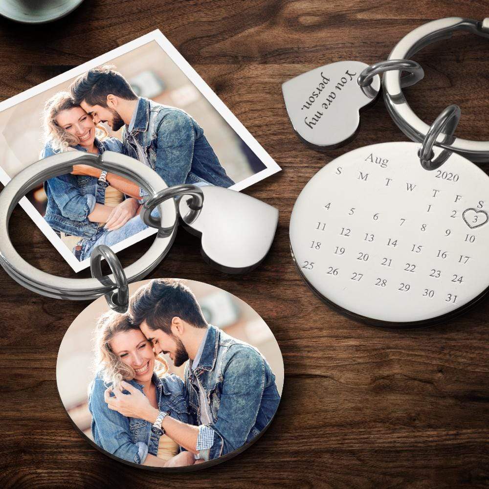 Personalised on sale calendar keychain